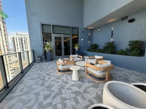 121 NE 5th Street Miami FL 33132