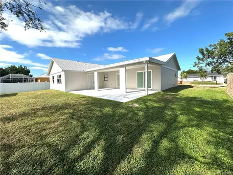 608 Se Dean Terrace Port Saint Lucie FL 34984