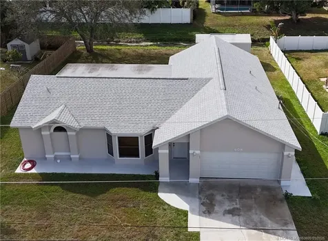 608 Se Dean Terrace Port Saint Lucie FL 34984