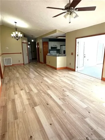 608 Se Dean Terrace Port Saint Lucie FL 34984