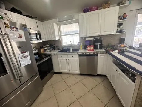 607 Se Dean Terrace Port Saint Lucie FL 34984