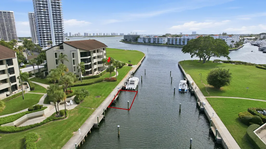 1109 E Marine Way North Palm Beach FL 33408