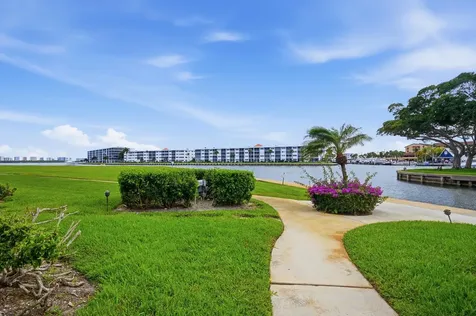 1109 E Marine Way North Palm Beach FL 33408
