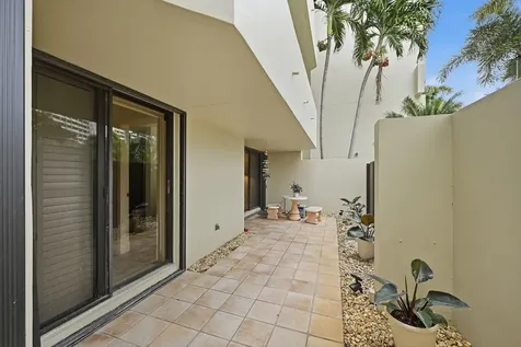 1109 E Marine Way North Palm Beach FL 33408