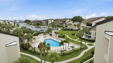 1109 E Marine Way North Palm Beach FL 33408