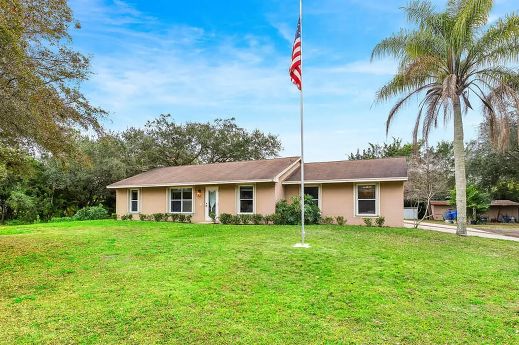 16330 91st Place Loxahatchee FL 33470