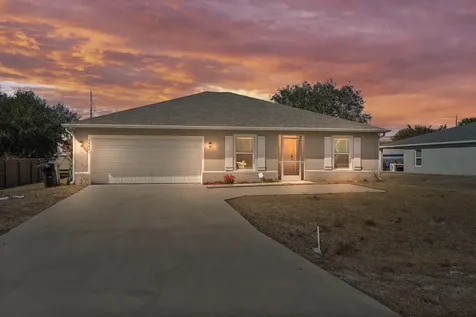 3882 Sw Darwin Boulevard Port Saint Lucie FL 34953