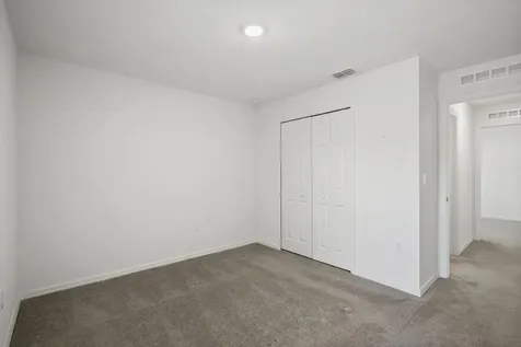 3882 Sw Darwin Boulevard Port Saint Lucie FL 34953