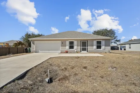 3882 Sw Darwin Boulevard Port Saint Lucie FL 34953