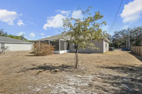 3882 Sw Darwin Boulevard Port Saint Lucie FL 34953