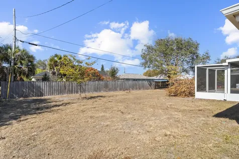3882 Sw Darwin Boulevard Port Saint Lucie FL 34953