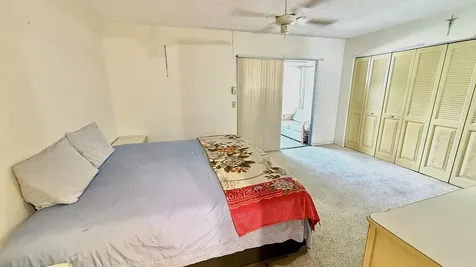 122 Oakridge I Deerfield Beach FL 33442