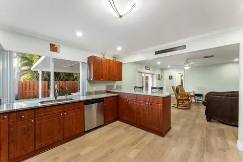 7410 Venetian Way Lake Clarke Shores FL 33406