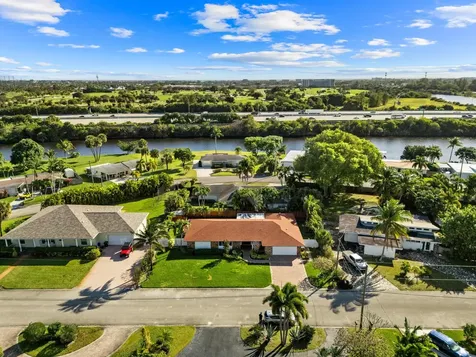 7410 Venetian Way Lake Clarke Shores FL 33406