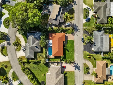7410 Venetian Way Lake Clarke Shores FL 33406