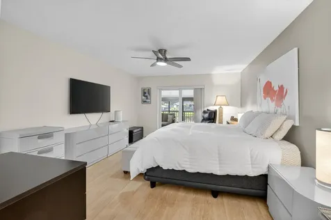 5844 Areca Palm Ct., Unit B Delray Beach FL 33484
