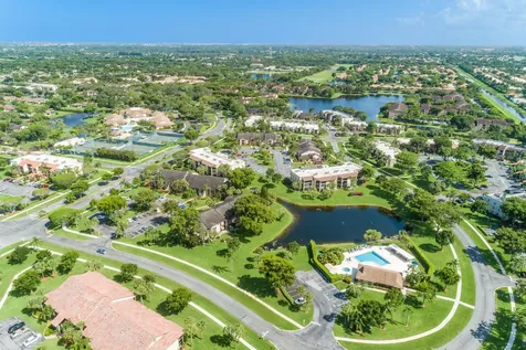 10057 Shadywood Place Boynton Beach FL 33437