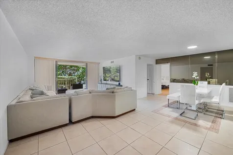 3200 S Ocean Boulevard Palm Beach FL 33480