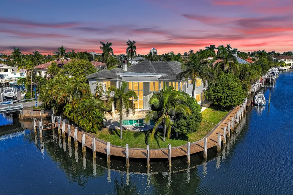 2330 Ne 31st Court Lighthouse Point FL 33064