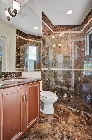 2330 Ne 31st Court Lighthouse Point FL 33064