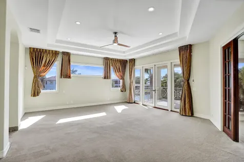 2330 Ne 31st Court Lighthouse Point FL 33064