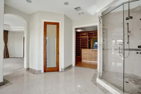 2330 Ne 31st Court Lighthouse Point FL 33064