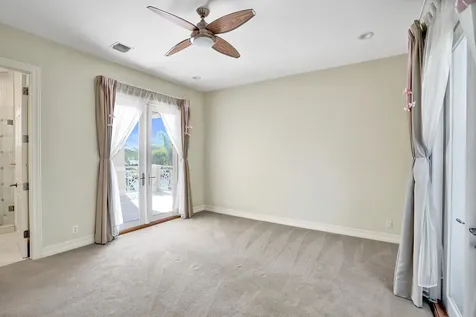 2330 Ne 31st Court Lighthouse Point FL 33064