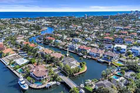 2330 Ne 31st Court Lighthouse Point FL 33064