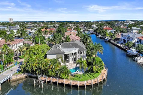 2330 Ne 31st Court Lighthouse Point FL 33064