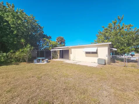 140 Se Prima Vista Boulevard Port Saint Lucie FL 34983