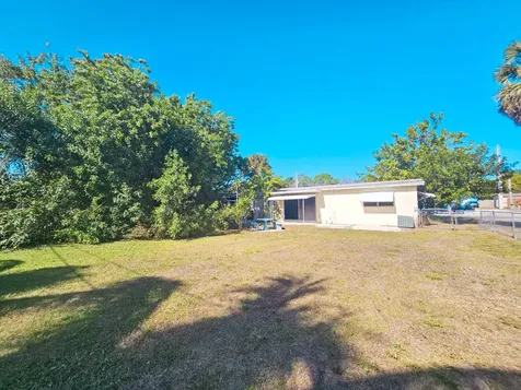 140 Se Prima Vista Boulevard Port Saint Lucie FL 34983