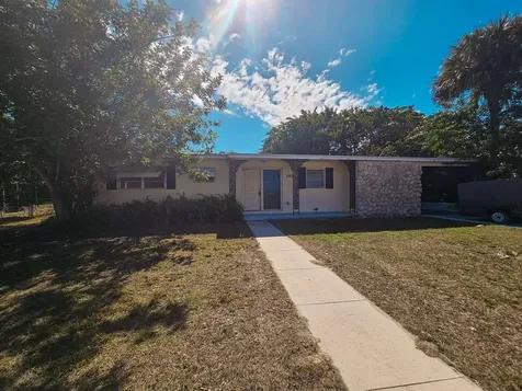 140 Se Prima Vista Boulevard Port Saint Lucie FL 34983