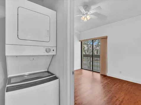 1921 Sw 15th Street Deerfield Beach FL 33442