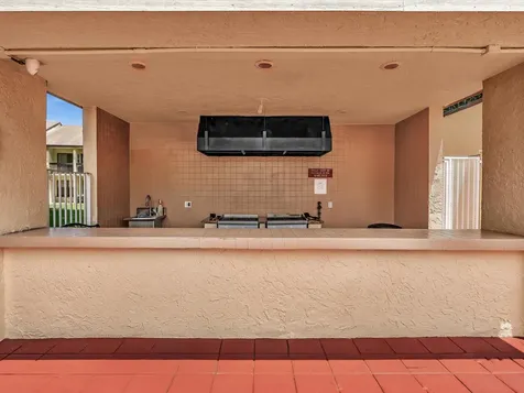 1921 Sw 15th Street Deerfield Beach FL 33442