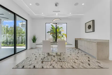 235 Ne 11th Street Delray Beach FL 33444