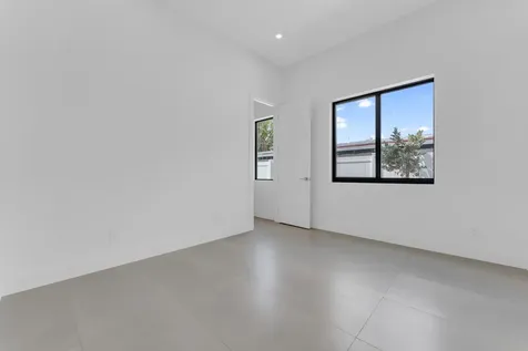 235 Ne 11th Street Delray Beach FL 33444