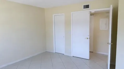 1526 SE Royal Green Port Saint Lucie FL 34952