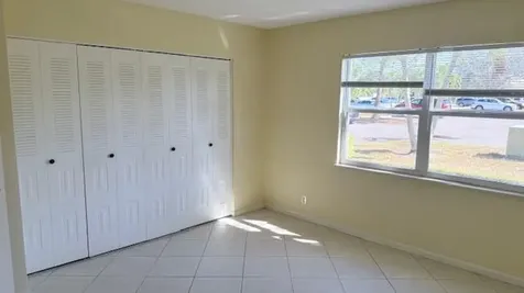 1526 SE Royal Green Port Saint Lucie FL 34952