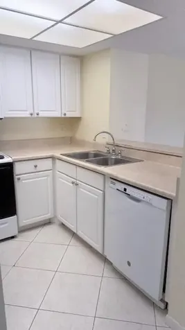 1526 SE Royal Green Port Saint Lucie FL 34952