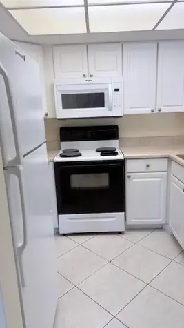 1526 SE Royal Green Port Saint Lucie FL 34952