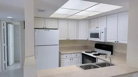1526 SE Royal Green Port Saint Lucie FL 34952