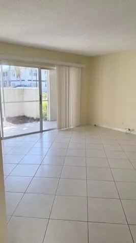 1526 SE Royal Green Port Saint Lucie FL 34952