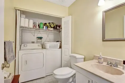 7558 Courtyard Run Boca Raton FL 33433