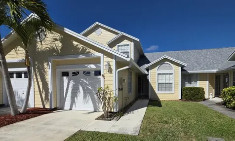 546 9th Place Vero Beach FL 32960