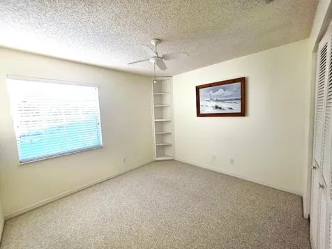 546 9th Place Vero Beach FL 32960