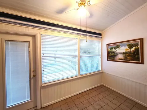 546 9th Place Vero Beach FL 32960