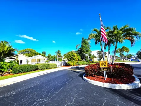 546 9th Place Vero Beach FL 32960