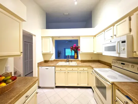 546 9th Place Vero Beach FL 32960