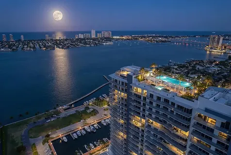220 Lake Shore Drive Lake Park FL 33403