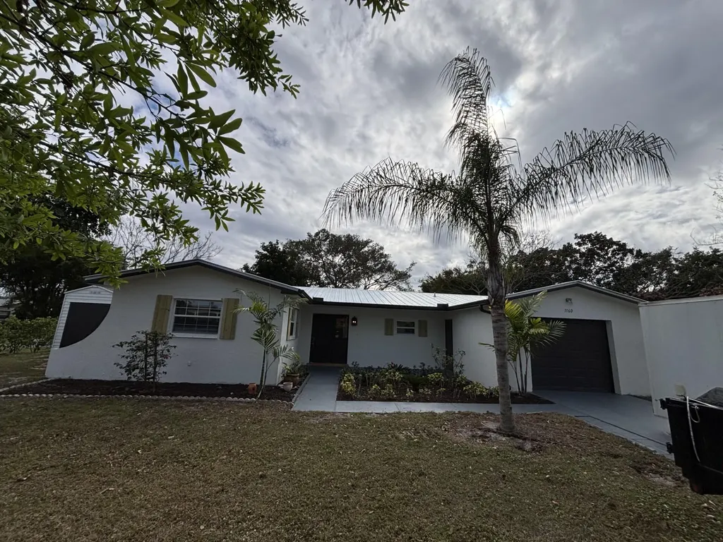1160 SE 12th Street Stuart FL 34996